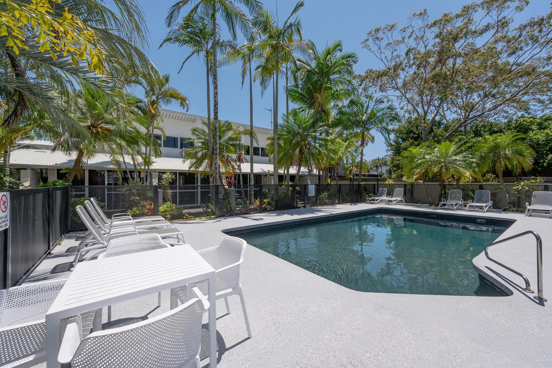 Caribbean Noosa Aparthotel Exterior photo