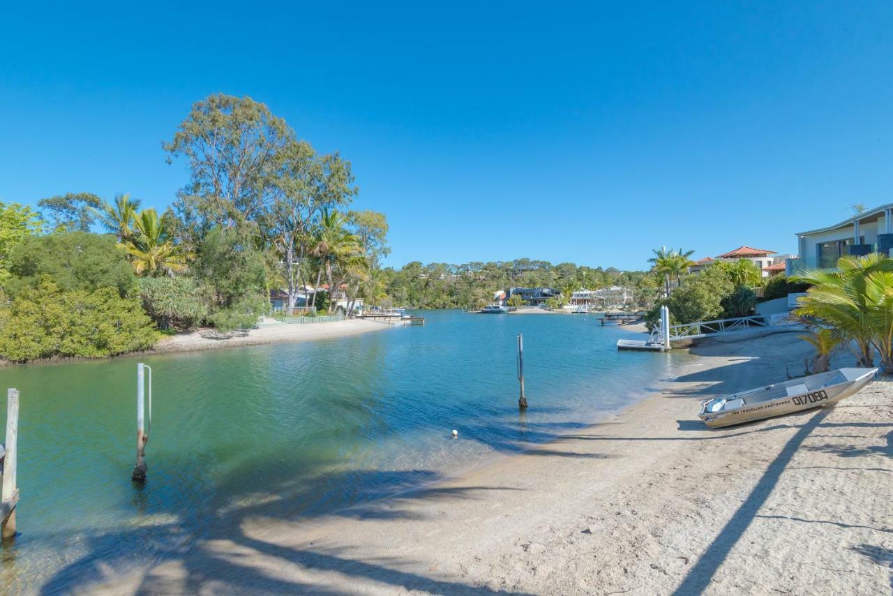 Caribbean Noosa Aparthotel Exterior photo
